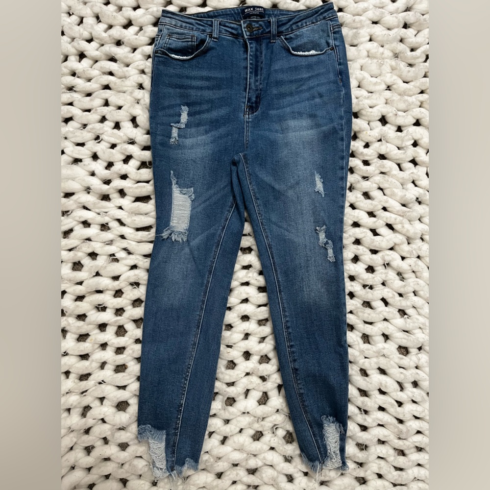 Wax Jean size 13/31 rips at ankle skinny fit